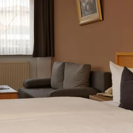 Hotell Kurpension Freudenstein *