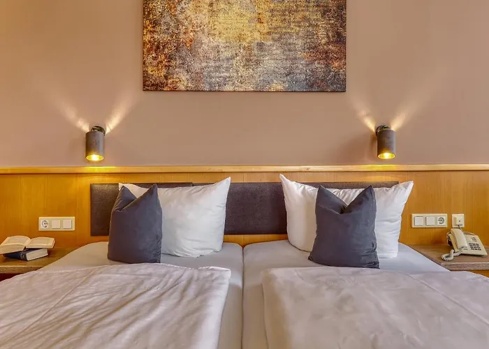 Kurpension Freudenstein Hotel *